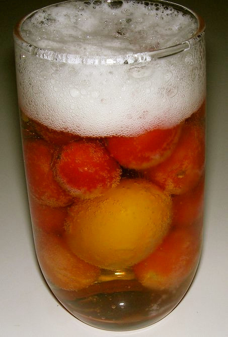 冷凍プチトマトの天才的使い方（ビール編）の画像