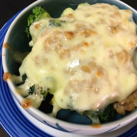 ブロッコリー納豆グラタン