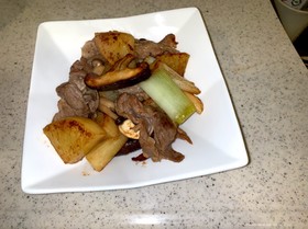大根と豚肉(鶏モモでも)の炒め物