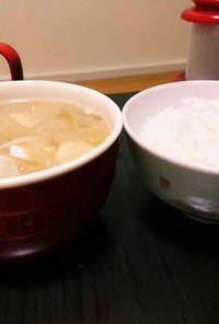 私流豆腐と玉葱の味噌汁