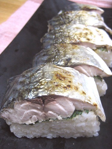 簡単でおいしい焼鯖寿司の画像
