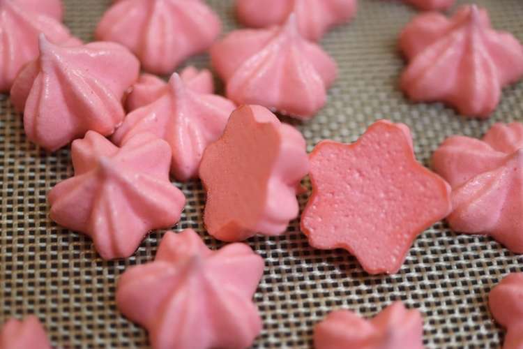 桜のメレンゲクッキー レシピ 作り方 By Mrmte クックパッド 簡単おいしいみんなのレシピが373万品