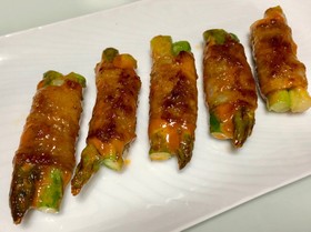 アスパラ牛肉巻きのコチュマヨ焼き