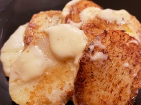 長いものバター醤油焼きとろけるチーズのせ