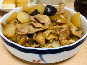 大根と豚肉のバター生姜炒め