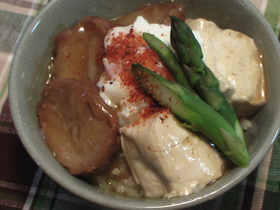 とろーりヘルシ~!あっさりお麩丼。