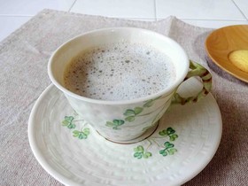 メレンゲスティックで泡立ちカフェオレ