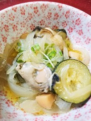 牡蠣のエスニック風アヒージョ♪の写真