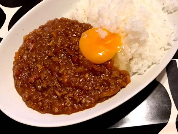 トマト缶と市販ルーで作る簡単キーマカレー