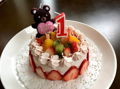 1歳 誕生日 バースデーケーキの写真