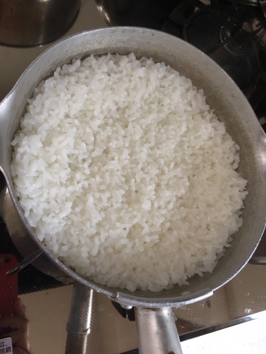 蓋なし☆ゆき平鍋で炊く白米の画像