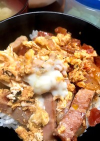 トマたま丼