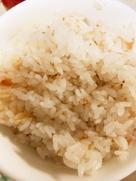 簡単さっぱり梅炊き込みご飯