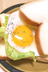 朝食・ランチに☆目玉焼きサンドイッチ