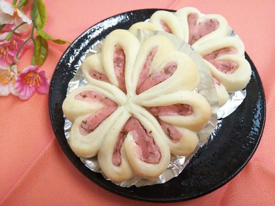 可愛い～桜餡の花びらあんパン☆の写真