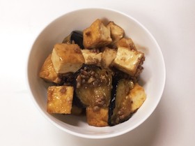 茄子と厚揚げの炒め物