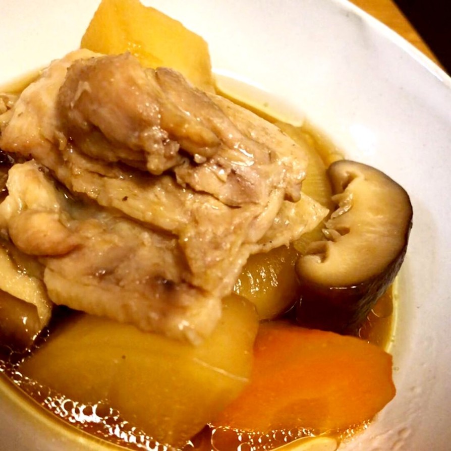 ホットクックで鶏もも肉と根菜の味染み煮物の画像