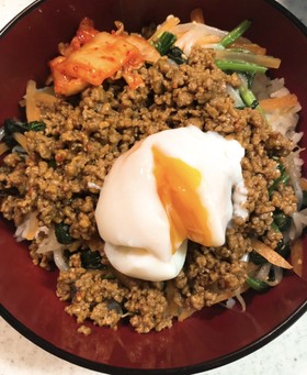 ビビンバ風そぼろ丼