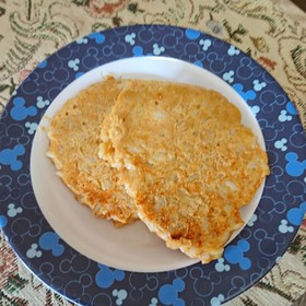 【もち麦ご飯の味噌味ホットケーキ】
