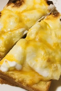 簡単材料で作るマシュマロ＆チーズトースト