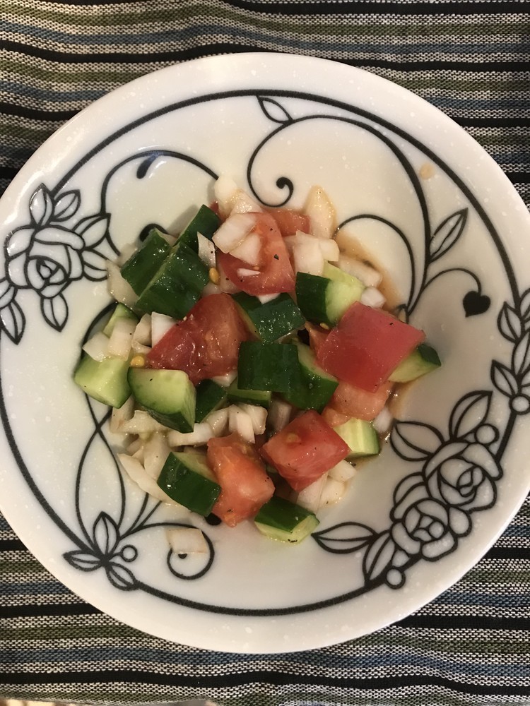 新玉ねぎとトマトのサラダの画像