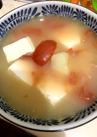 簡単トマトジャガイモ豆腐の魚の乳化スープ