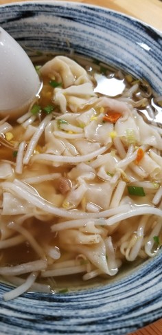 マルちゃんワンタン☺モヤシワンタンスープ