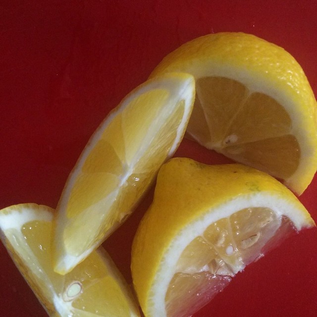 から揚げやフライにレモン しっかり搾る レシピ 作り方 By 0413su クックパッド 簡単おいしいみんなのレシピが351万品