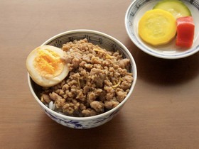 火を使わない発酵魯肉飯(ルーローファン)
