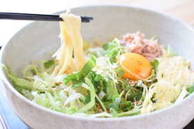 ~ツナ缶~野菜たっぷり和風サラダうどん!