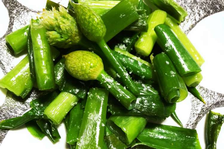 春 葱坊主ソテー レシピ 作り方 By M Galley クックパッド 簡単おいしいみんなのレシピが351万品