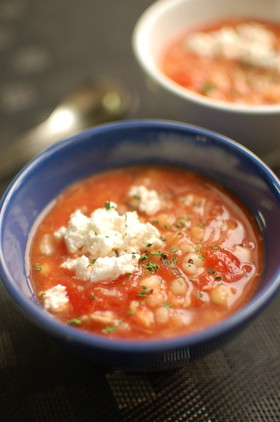 旨味凝縮！トマトとサバ缶のスープ