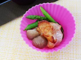 アスパラ、シメジ、鶏ももをレンジで1分!
