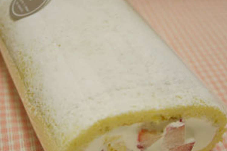 苺とホワイトチョコのロールケーキ レシピ 作り方 By Minakun クックパッド