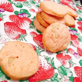 桜とホワイトチョコのクッキー