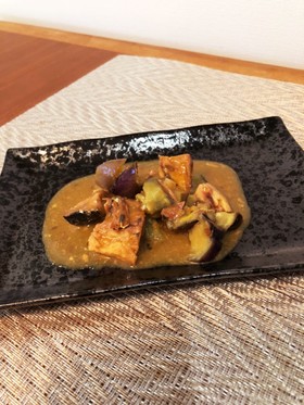 さばの味噌煮缶とナスで麻婆ナス風