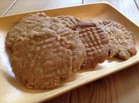 オートミールピーナッツバタークッキーのレシピ