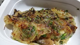 刺身の残りのつまで、もっちもちなチヂミを