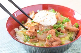 ~豚こま肉~照り焼きクリチ豚丼!