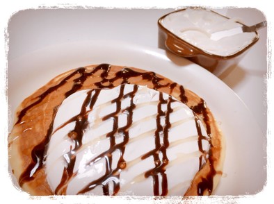 ホイップマリームのせ♡ホットケーキの写真