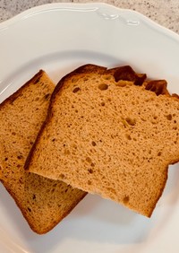 しっとりふすまパン 1枚で糖質5.3g 