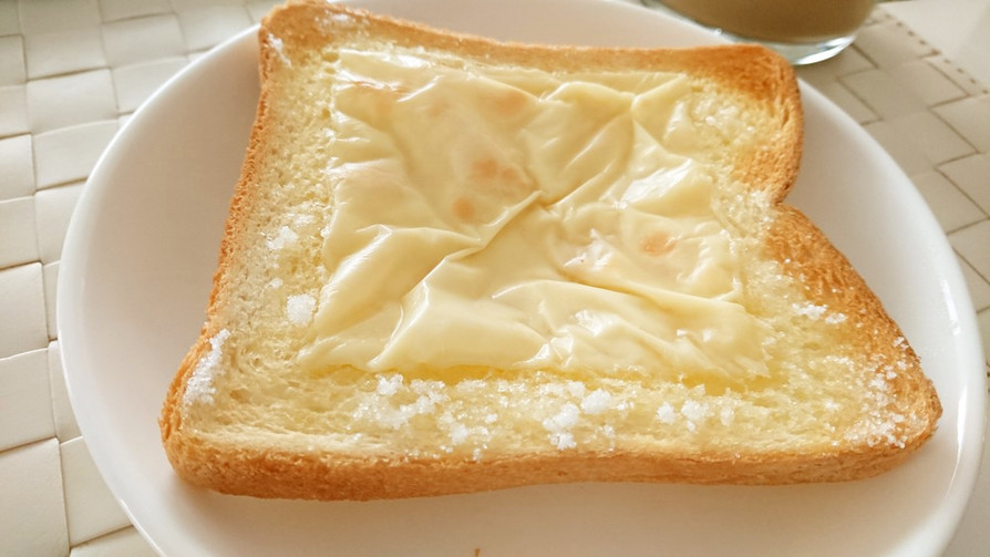 超簡単おやつ♡チーズ＆シュガートーストの画像
