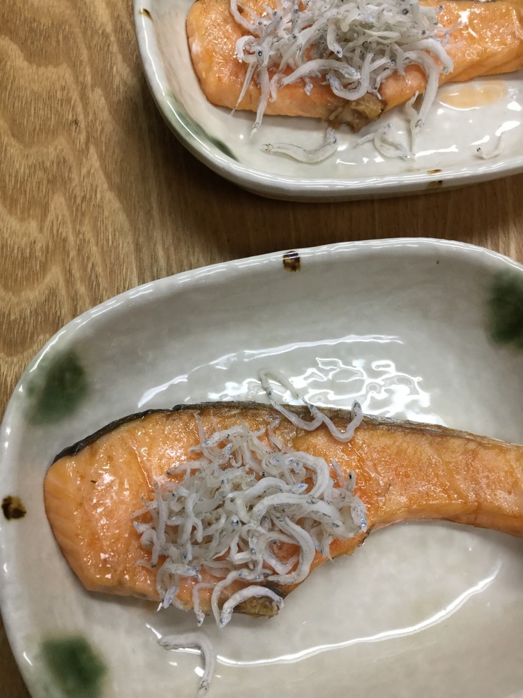 ゆまさんとコラボレシピ・ 鮭のしらすかけの画像