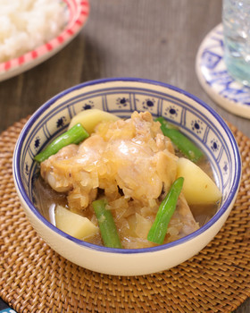 手羽元とじゃがいものさっぱりコク旨甘酢煮