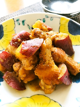 簡単おかず☆鶏手羽元とさつま芋の甘辛煮