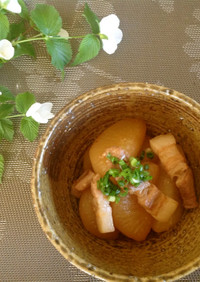 豚バラ肉と大根の味噌煮