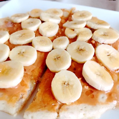バナナとピーナツバターの米粉パンケーキ♡の写真