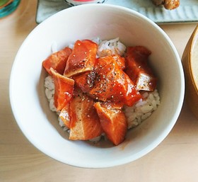 韓国風コチュジャン漬け丼