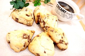 スタバ風濃厚スコーン