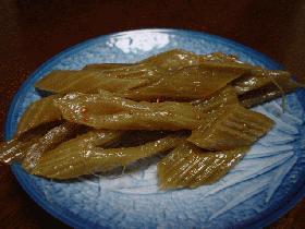 ふきの油炒め、こってり味。